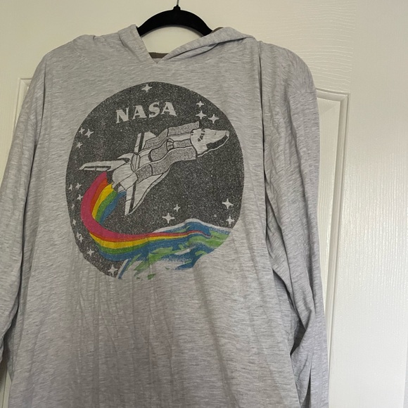Lightweight nasa hoodie - Picture 2 of 6